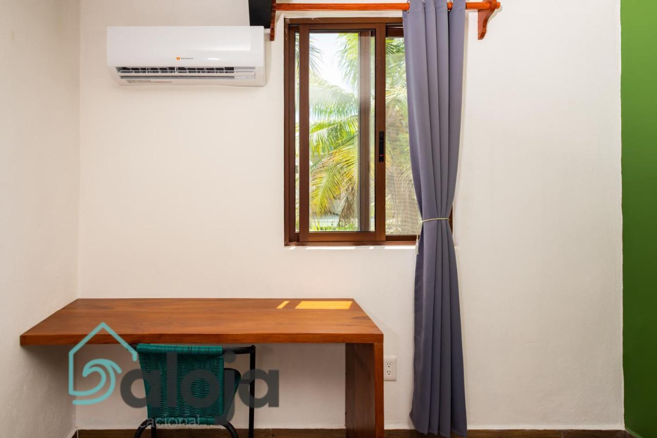 Vica Guest House Con Piscina En La Entrada De La Zona Hotelera Канкун Экстерьер фото