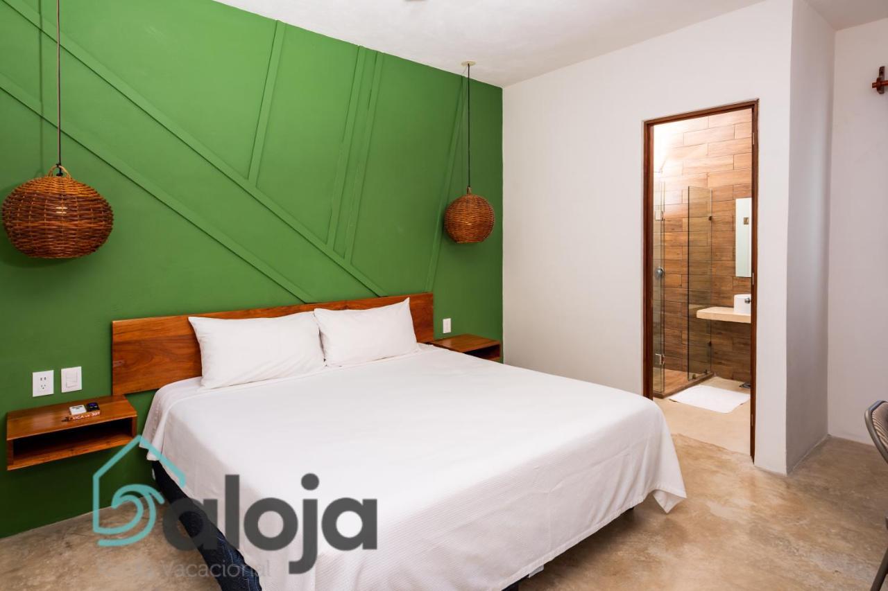 Vica Guest House Con Piscina En La Entrada De La Zona Hotelera Канкун Экстерьер фото
