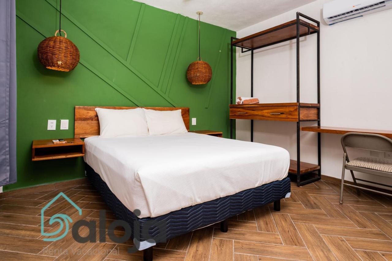 Vica Guest House Con Piscina En La Entrada De La Zona Hotelera Канкун Экстерьер фото
