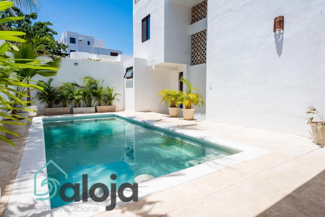 Vica Guest House Con Piscina En La Entrada De La Zona Hotelera Канкун Экстерьер фото